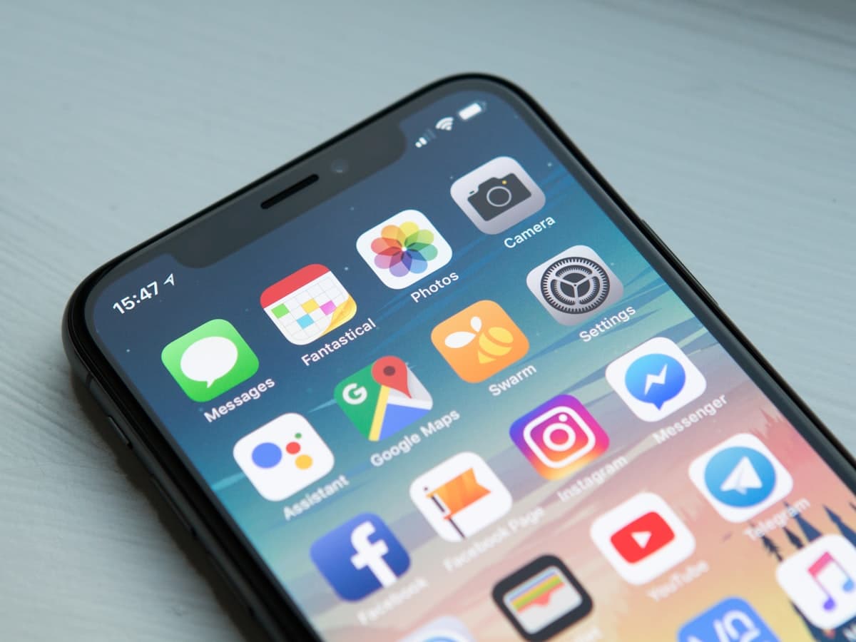 Apple iPhone